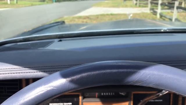 1984 Cadillac Convertible -demo of cold start and engine condition смотреть онлайн