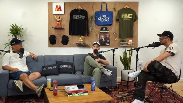 "DJing for Artists, Nightclubs, and Twitch" with Dre Sinatra (Twitch Live) | Fourth Meal Podcast #6 смотреть онлайн