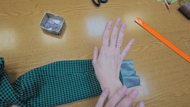 Как подшить низ рукава на подкладке смотреть онлайн