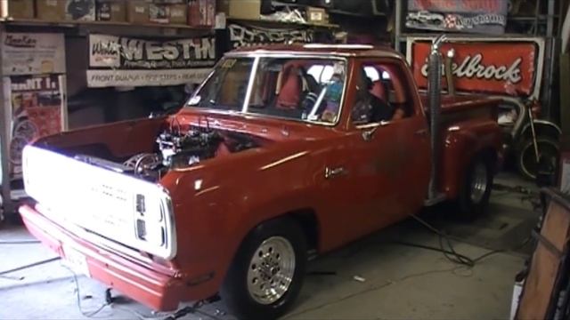Lil Red Express Dyno Day.wmv смотреть онлайн