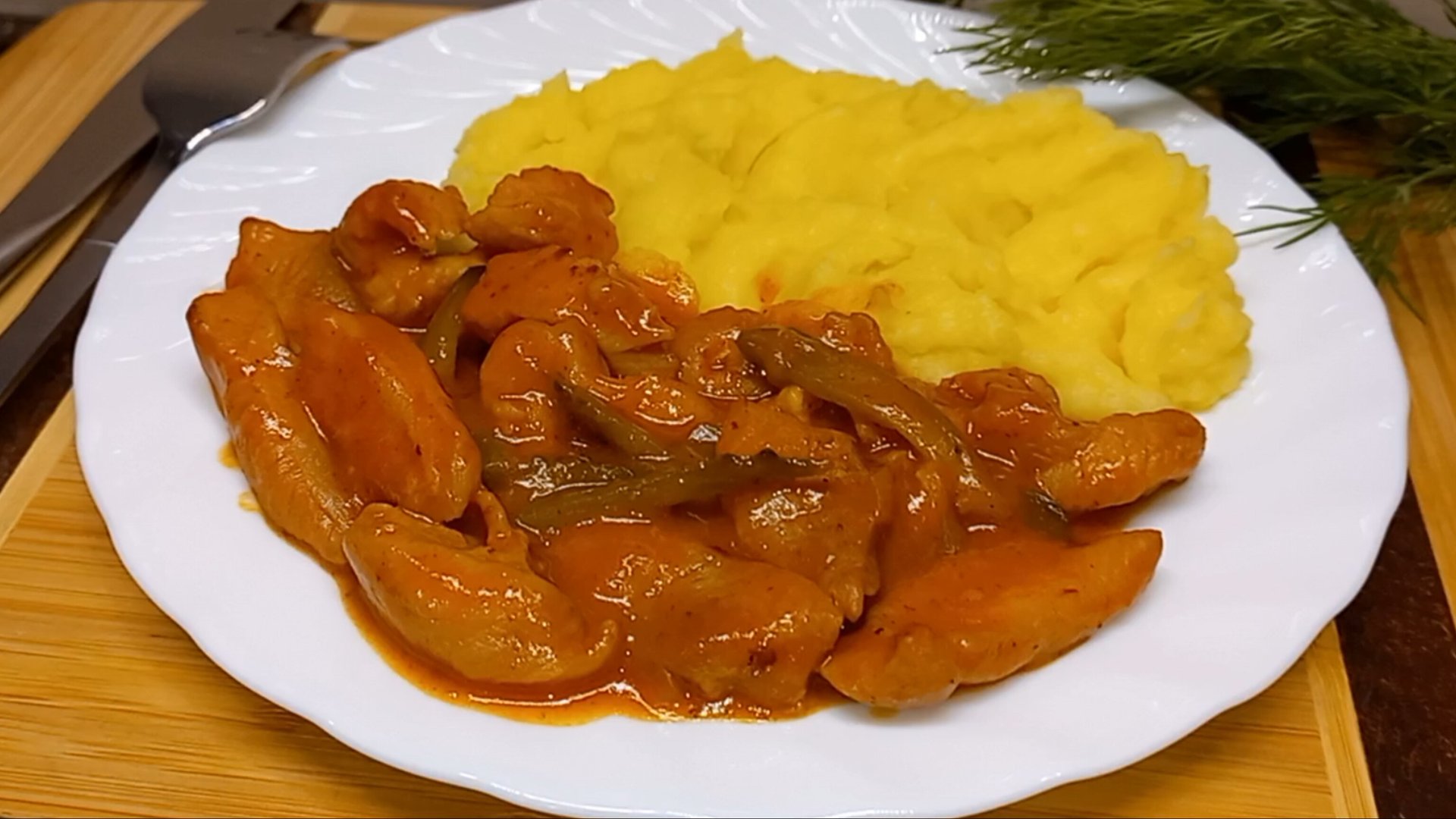 Любое МЯСО по этому рецепту получится Вкусным! Вкусно и с гарниром и без него! смотреть онлайн