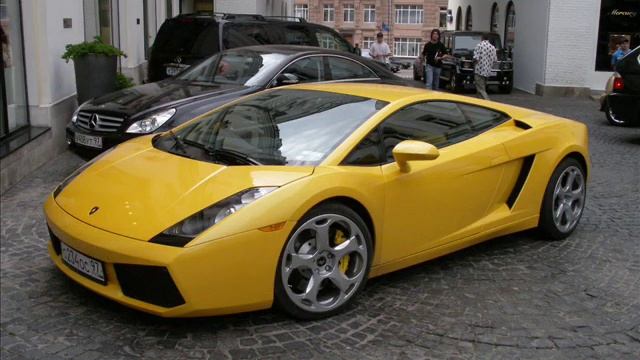 MOSCOW SUPERCARS