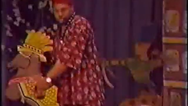 Hakim Bey - What They Dont Teach You In History Class 101 смотреть онлайн