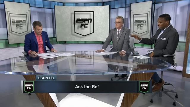 Shaka Hislop and Mark Clattenburg DISAGREE about VAR call against West Ham | ESPN FC смотреть онлайн