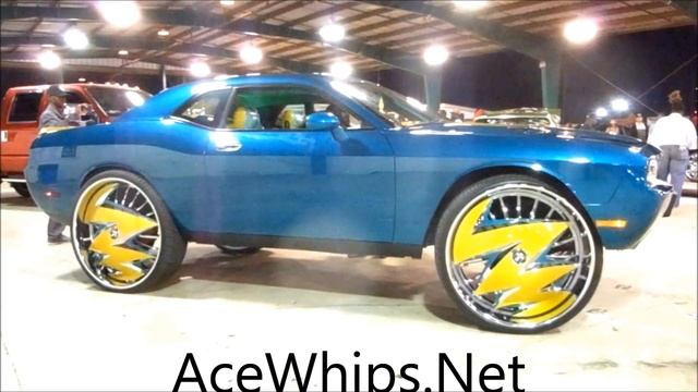 AceWhips.NET- First In Da Game! Dodge Challenger SRT8 on 32" DUB ZIG-ZAG Floaters смотреть онлайн