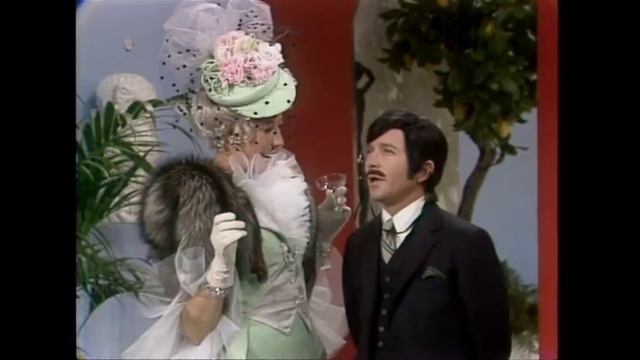 Dale Evans At A Cocktail Party | Rowan & Martin's Laugh-In | George Schlatter смотреть онлайн