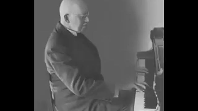 Aleksander Michalowski plays Chopin-Michalowski Waltz Op. 64 No. 1 смотреть онлайн