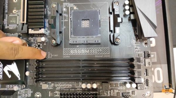 GIGABYTE B550M AORUS PRO MOTHERBOARD