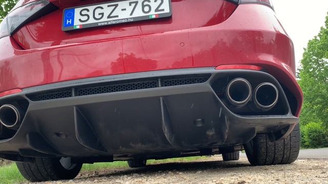 Alfa Romeo Giulia Quadrifoglio (2021) Sound