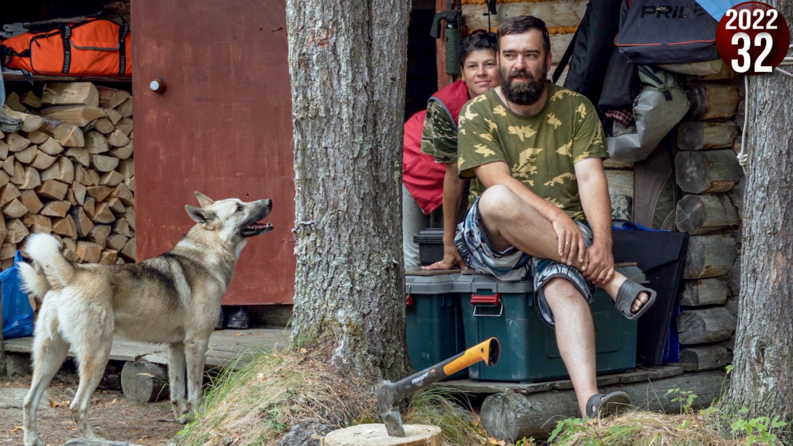 Уехали с женой жить в тайгу Приполярного Урала. Рыбалка. Гости на вертолете. Пельмени из рыбы. 32с смотреть онлайн