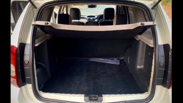 Reland Duster Used Car Sales, In Tamil Nadu India, Bala Car Sales, Buying Online Services,