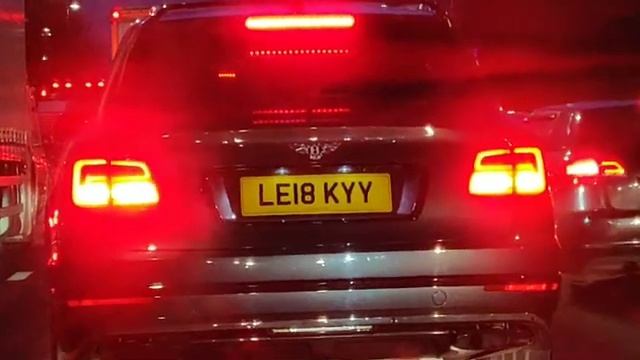 London Night Drive 4K | Driving Behind a Bentley Bentayga on A4 Single Carriageway in UK смотреть онлайн