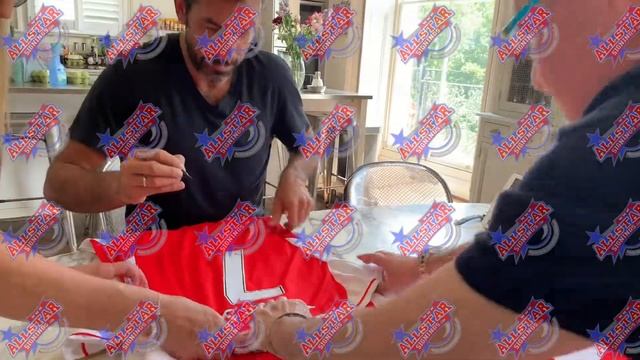 Robert Pires signed shirts & photos смотреть онлайн