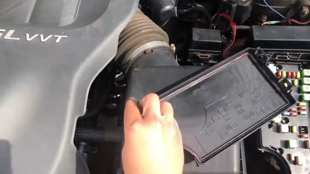 The fuse box location on a 2012 Chrysler 200 смотреть онлайн