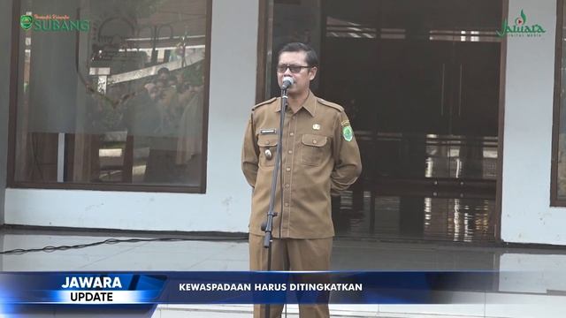 JAWARA UPDATE - 24/10/22 - KANG AKUR PIMPIN APEL SENIN PAGI LINGKUP SETDA SUBANG смотреть онлайн