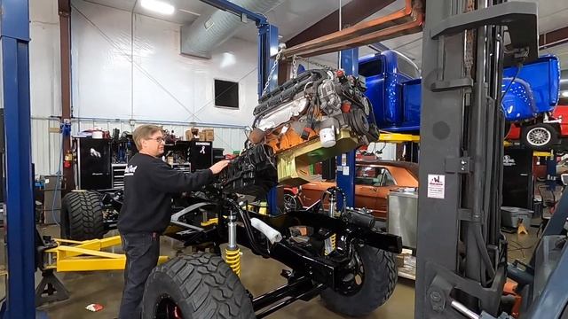 1956 Dodge Power Wagon Restomod Build смотреть онлайн