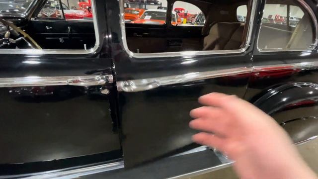 1947 Cadillac Limo смотреть онлайн