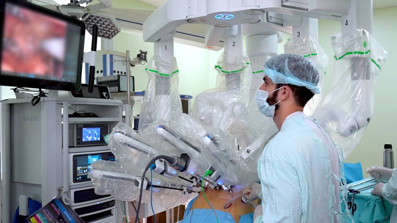 Врачи-урологи Сеченовского Университета нашли новое применение методу радионавигационной хирургии смотреть онлайн