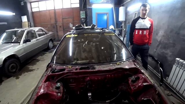 СНЯЛИ ВСЮ КРАСКУ С МАШИНЫ. ЧТО ПОД НЕЙ? ПЛАНЫ НА ПОКРАСКУ И ОСМОТР КУЗОВА смотреть онлайн