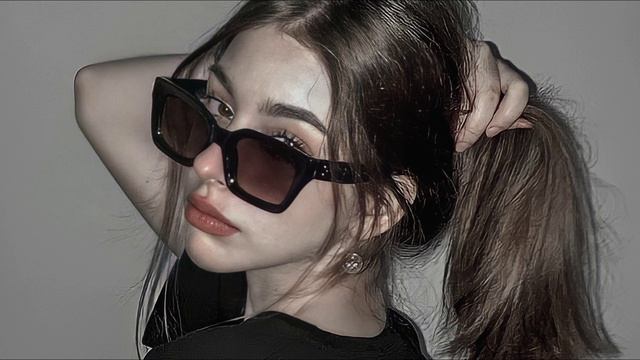 Seraphine - All The Things She Said (slowed+reverb+lyrics)