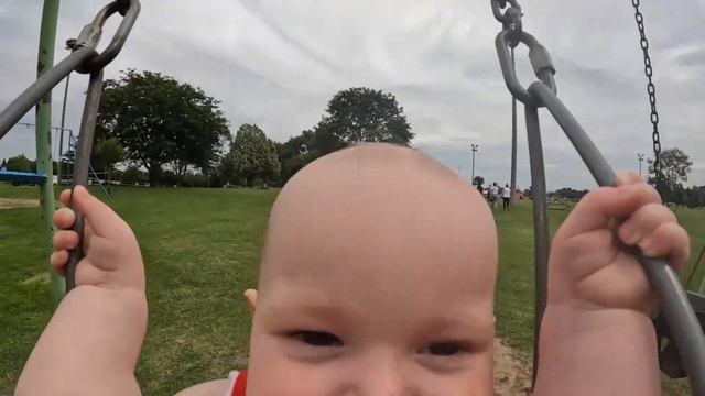 Finnegan on the swings - July 2022 смотреть онлайн