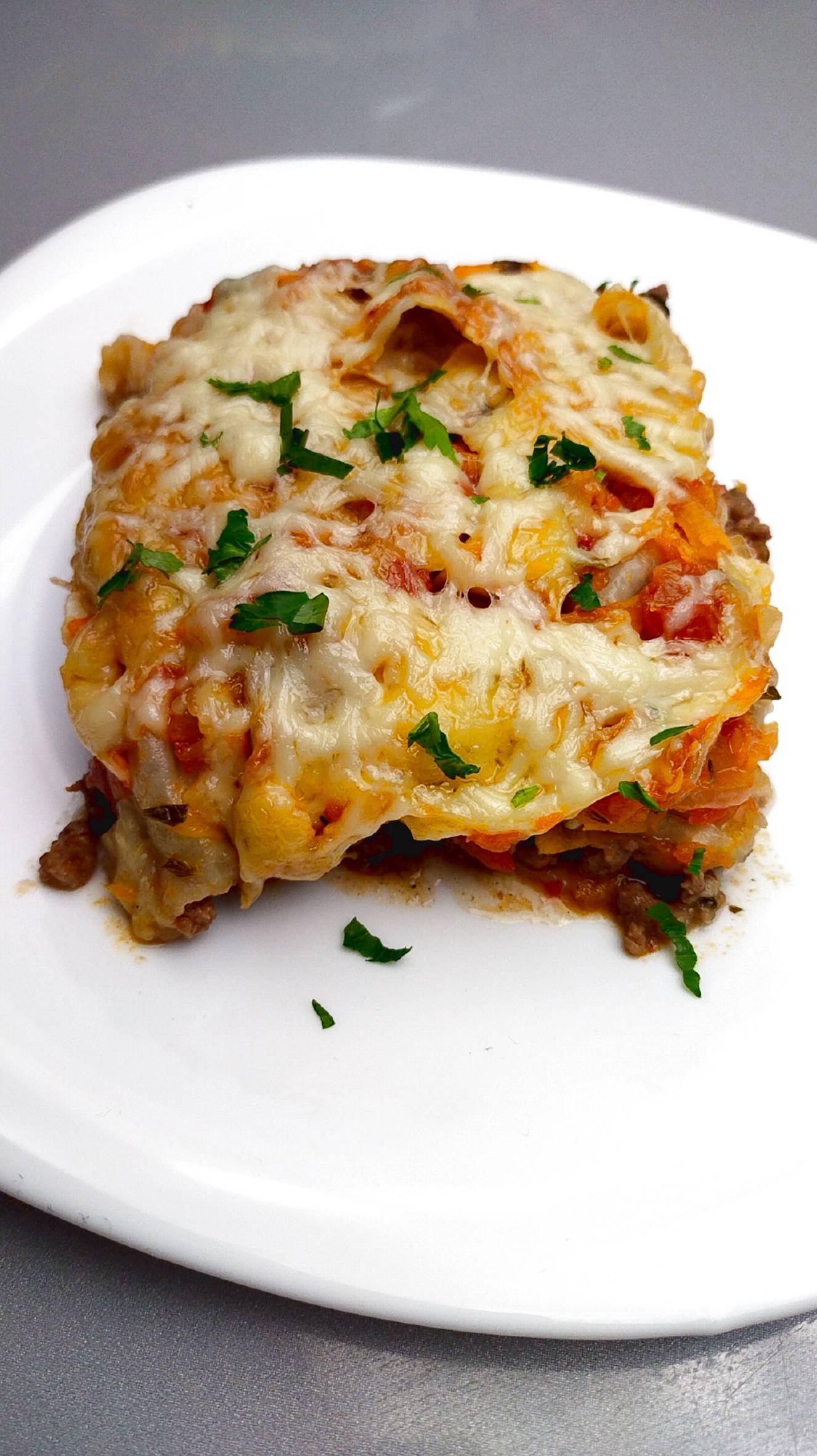 Получилась невероятная вкуснотищщща 👍Просто объедение!Быстрая Ленивая ЛАЗАНЬЯ из лаваша смотреть онлайн