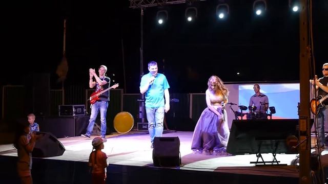 Концерт в честь дня Российского флага смотреть онлайн