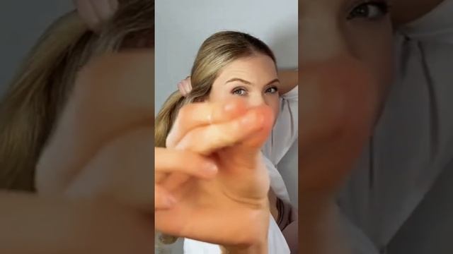 Хочешь так же? Подписывайся на канал “Прически Beautymaker”! #прически #длядевушек смотреть онлайн