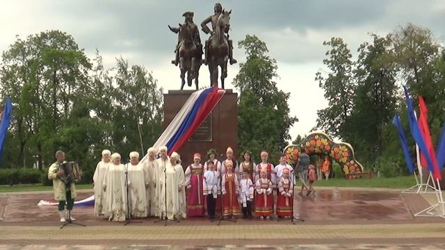 «ДАЙ БОГ МИРА И СЧАСТЬЯ РОСССИИ» "Русская завалинка", ''Живая вода'' смотреть онлайн
