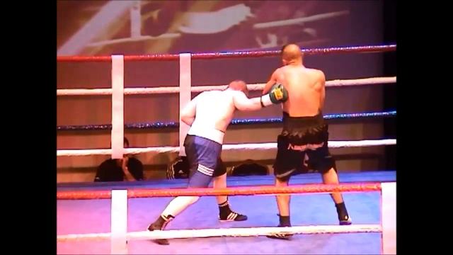 Boksgala Sliedrecht 2009 Hakan Sari Deel 12 смотреть онлайн