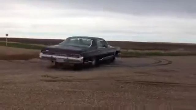 1974 Chrysler New Yorker смотреть онлайн