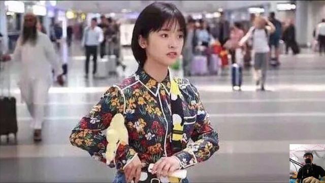 He Jiong praises Shen Yue in front of netizens! смотреть онлайн