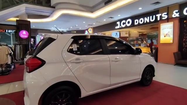 Review Singkat Daihatsu Ayla 1.0 Tipe X Matic Warna Putih Model 2023 смотреть онлайн