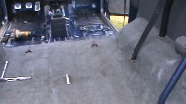 Daihatsu Rocky Interior Removed смотреть онлайн