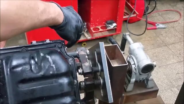 REVISIONE MOTORE YANMAR 4TNE92 4TNE 92 VIDEO Quinta Parte ENGINE REPAIR