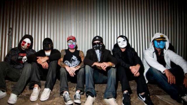 Hollywood Undead - Undead (lyrics In Description)