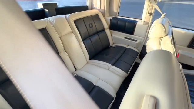 1988 Cadillac Deville *ONE OWNER *LOW MILEAGE AT DODI AUTO SALES смотреть онлайн