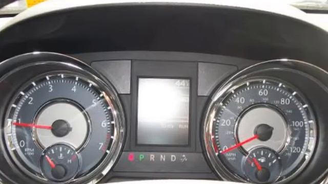 2011 CHRYSLER Town & Country 4dr Wgn Limited смотреть онлайн