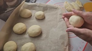 Булочки на закваске для бургеров вкусные и легкие,как пух!Полный релакс!)