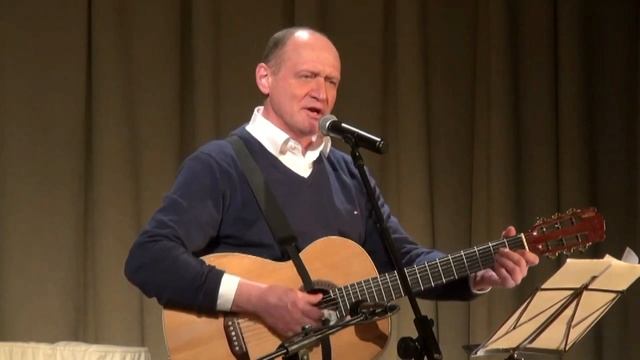 Валерий Чечет "Заезжий музыкант" (песня Булата Окуджавы) смотреть онлайн