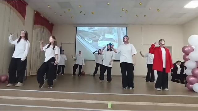 крутой танец на день учителя смотреть онлайн