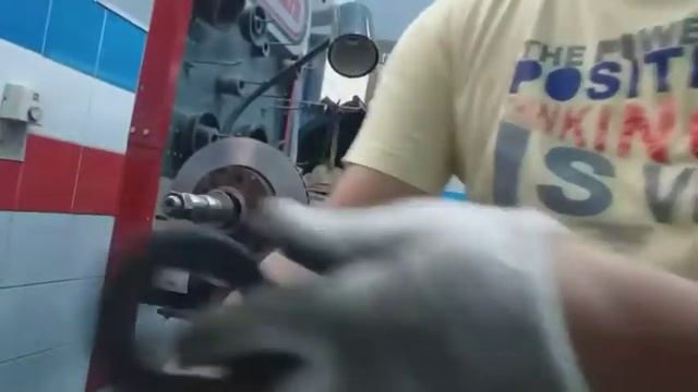HOW TO REPLACE FRONT BRAKE DODGE RAM 2019 смотреть онлайн