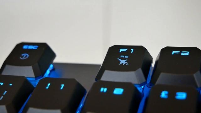 Low Profile Mechanical ARGB Keyboard MSI GK50 Low Profile смотреть онлайн