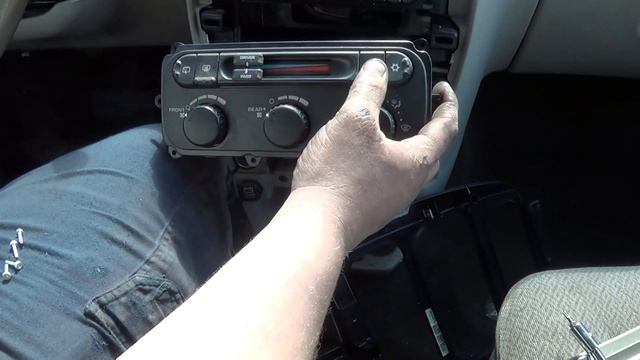 2006 Grand Caravan heater control panel replacement смотреть онлайн