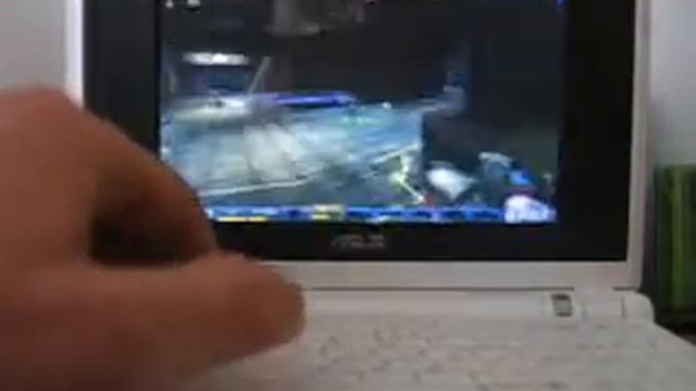 Unreal Tournament 2004 su Asus EEE PC 4GB смотреть онлайн