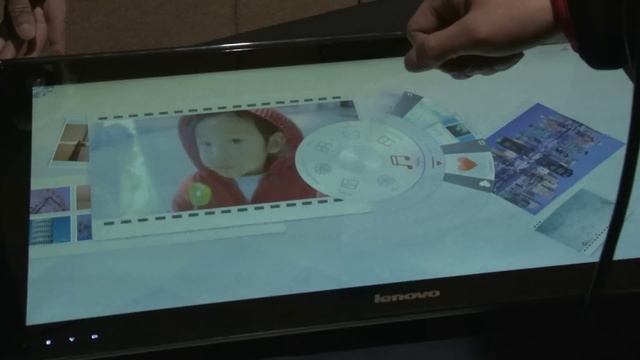 Is The Lenovo Horizon Best Use of Windows 8 Ever? CES 2013 смотреть онлайн
