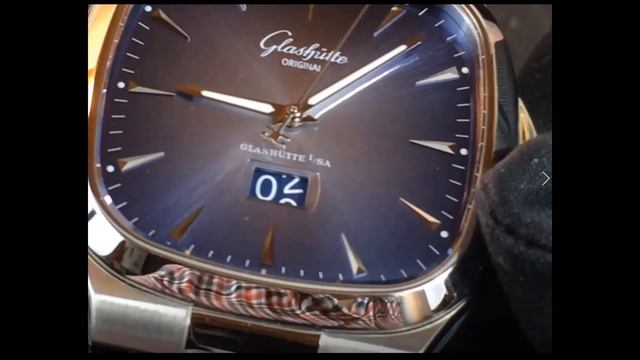 Pssst! Wanna know a Secret? A Watch secret? смотреть онлайн