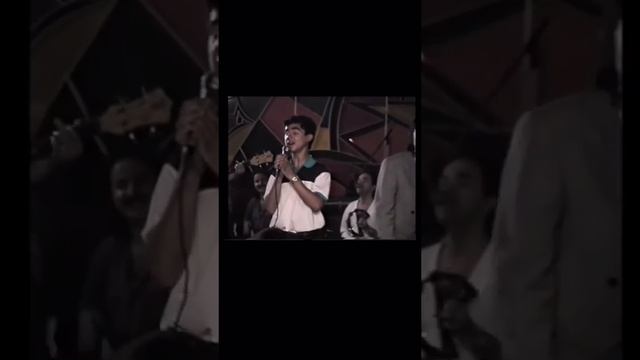 Abdulla Qurbonov - Shama keladi choydan | Raqsida Shukurullo Isroilov #abdullaqurbonov #shukurullo смотреть онлайн