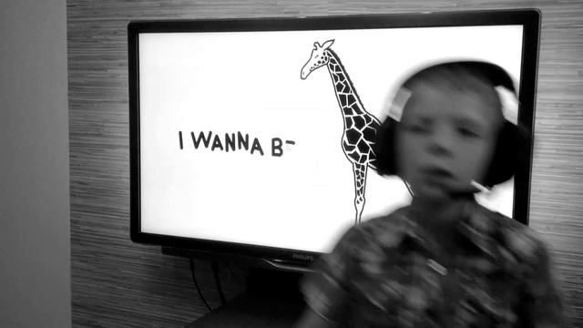 Lenka - Everything at once (cover). Alex singing his favorite Windows 8 song ;) смотреть онлайн