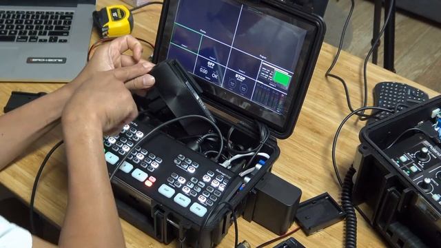 ATEM Mini Pro setup in hard case смотреть онлайн